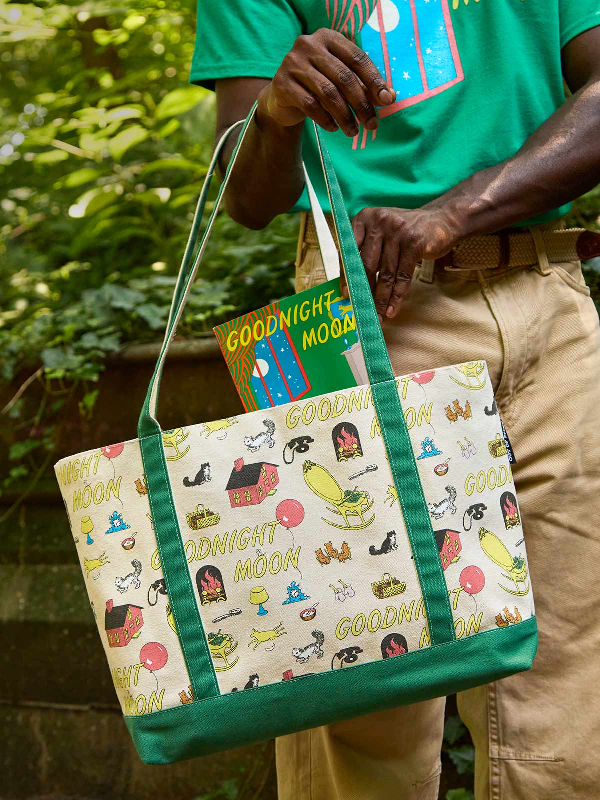 Goodnight Moon Large Zippered Tote