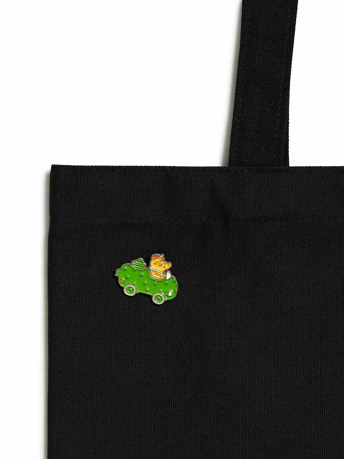 Richard Scarry: Pickle Car Enamel Pin